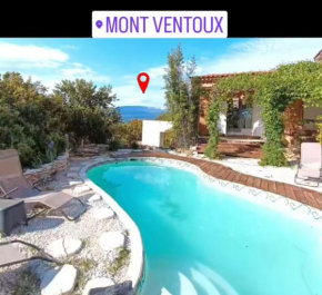 Là où le Ciel est né Beau mas pierres et contemporain sur grande propriété vue Mont Ventoux dentelles de Montmirail
